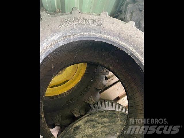 Mitas 260/70R16 Další