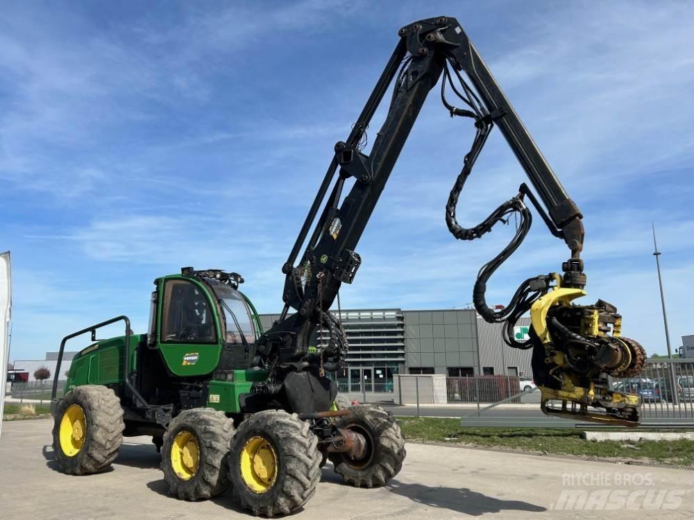 John Deere 1270E Kácecí harvestory