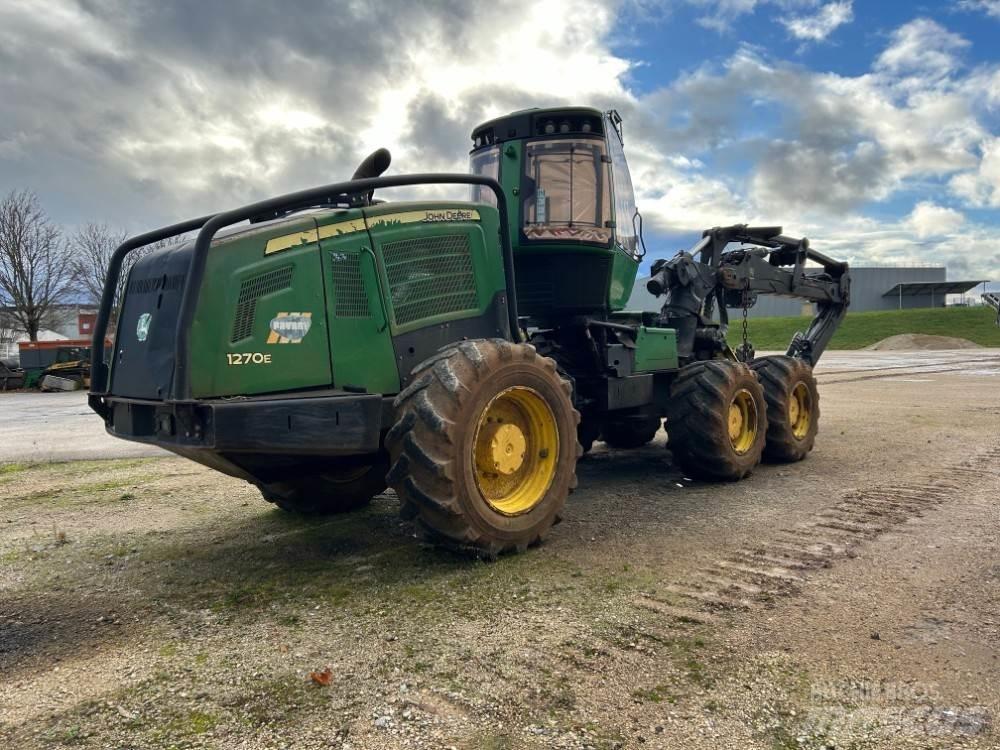 John Deere 1270E Kácecí harvestory