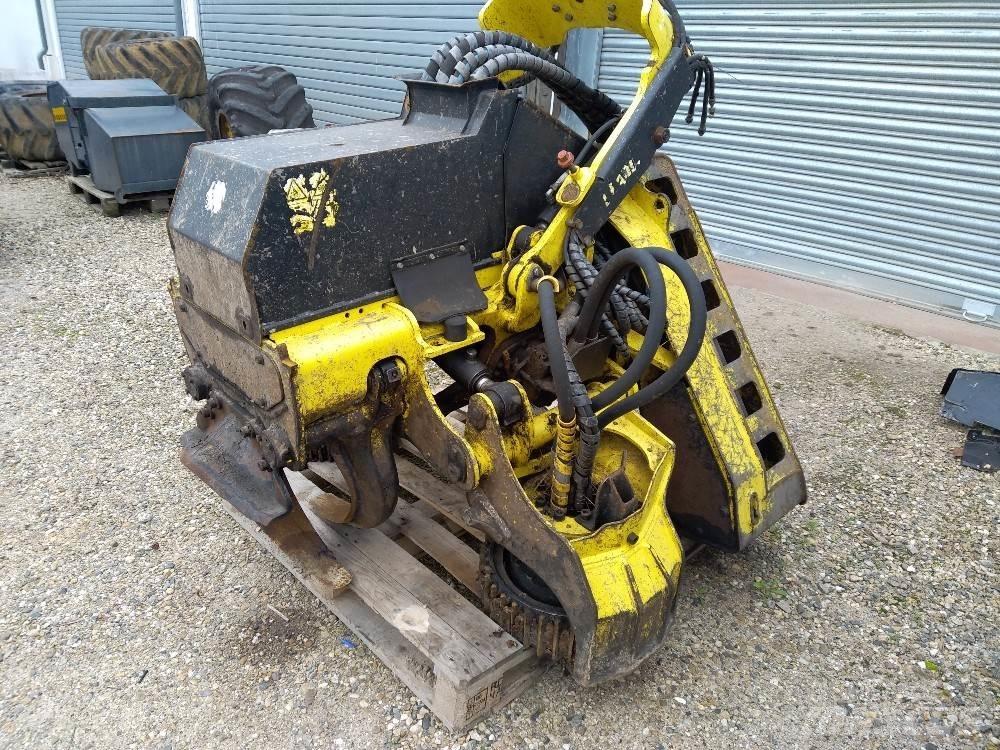 John Deere H415 Těžební hlavy