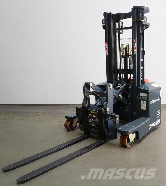 Combilift WR4 4 cestní vysokozdvižné vozíky