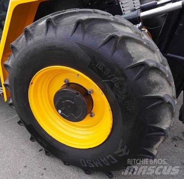 JCB 940-4 Terénní vysokozdvižné vozíky