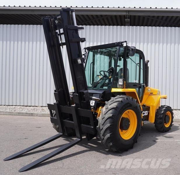 JCB 940-4 Terénní vysokozdvižné vozíky