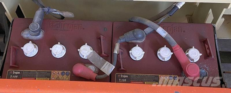 JLG 2030ES Kloubové plošiny