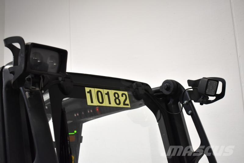 Linde E 30 387 Akumulátorové vozíky