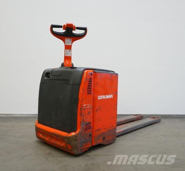 Linde T 30 131 Nízkozdvižný vozík