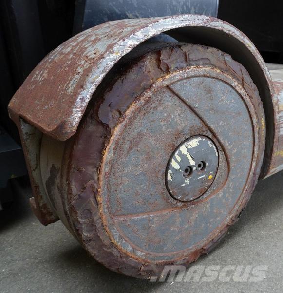 Still FM-X17 Retraky