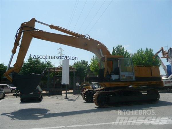 CAT 235 Pásová rýpadla