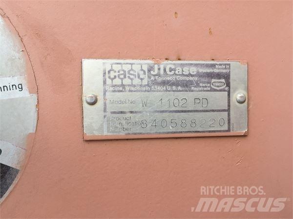 Case W1102PD Tandemové válce