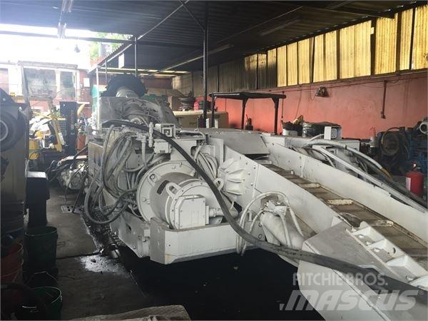  DOSCO LH1300M Horizontální vrtací zařízení