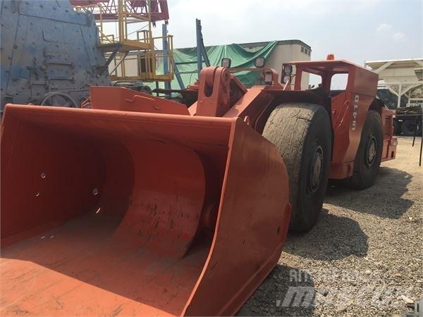 Sandvik LH410 Podzemní nakladače