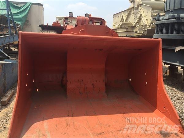 Sandvik LH410 Podzemní nakladače