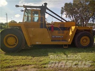 CAT V900 Kontejnerové manipulátory