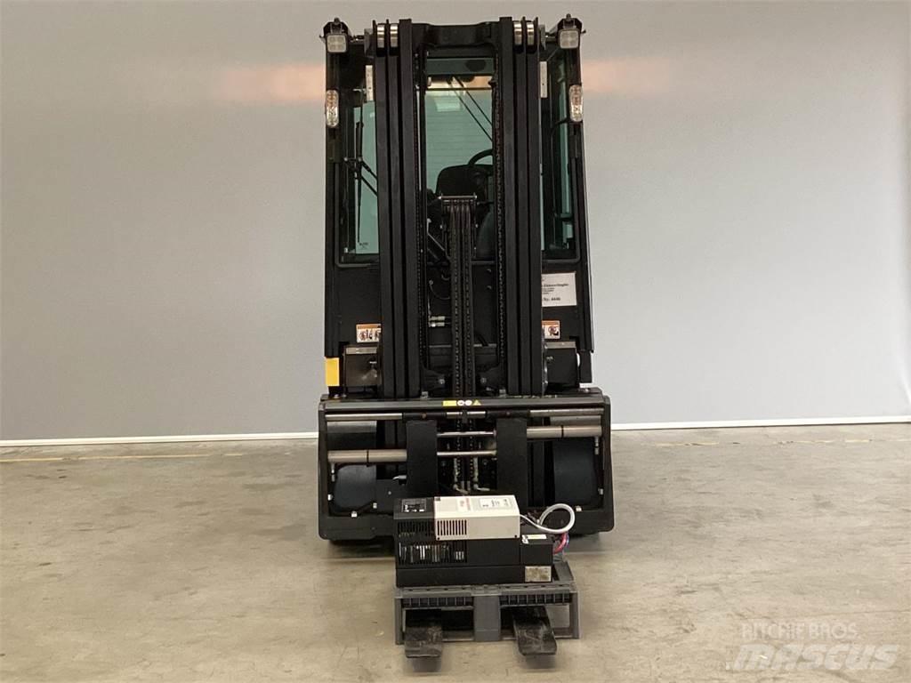 Hyster J2.50XN Akumulátorové vozíky
