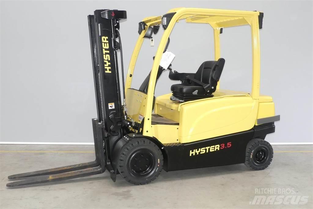 Hyster J3.50XN Akumulátorové vozíky