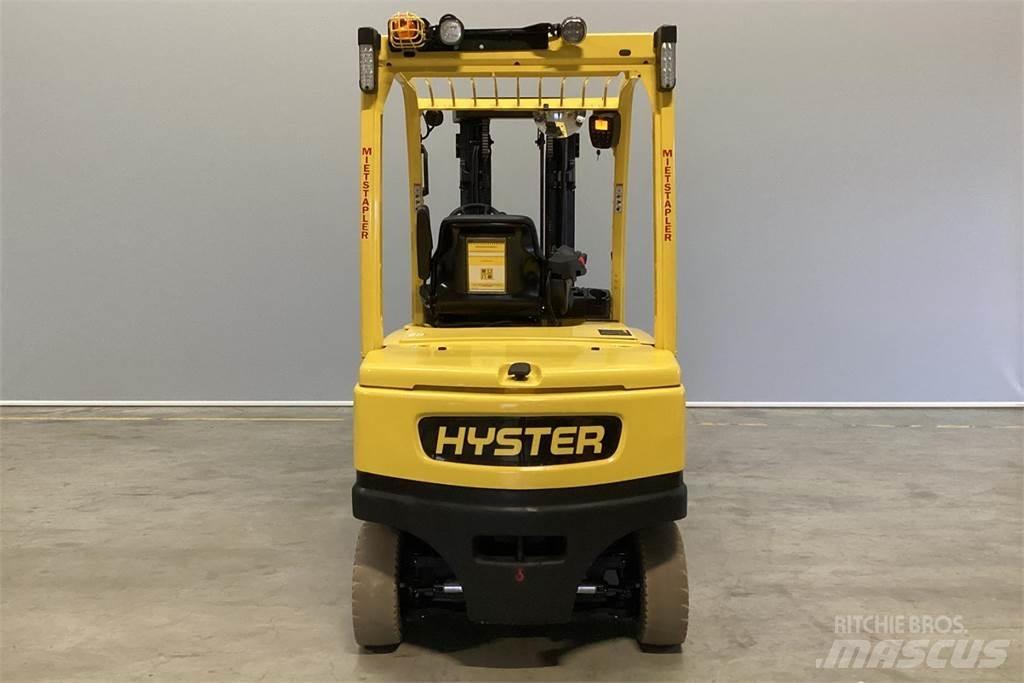 Hyster J3.50XN Akumulátorové vozíky