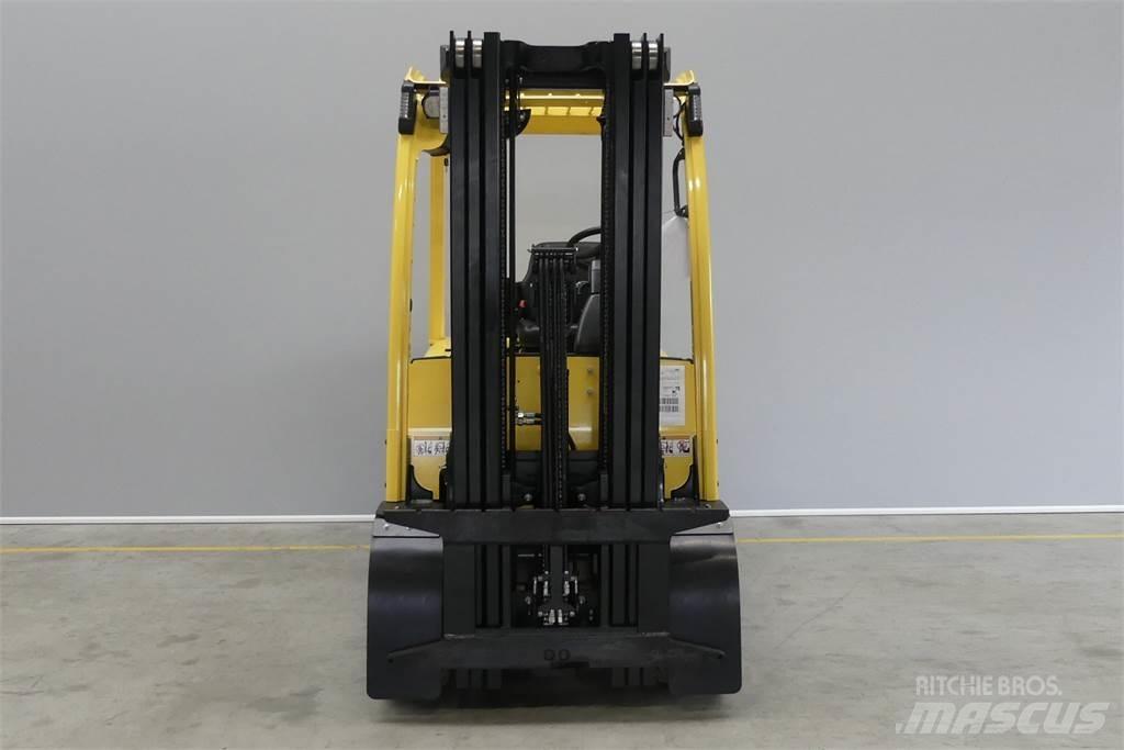 Hyster J3.50XN Akumulátorové vozíky
