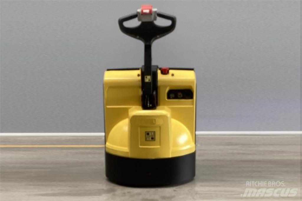 Hyster P1.6 Ručně vedené vysokozdvižné vozíky