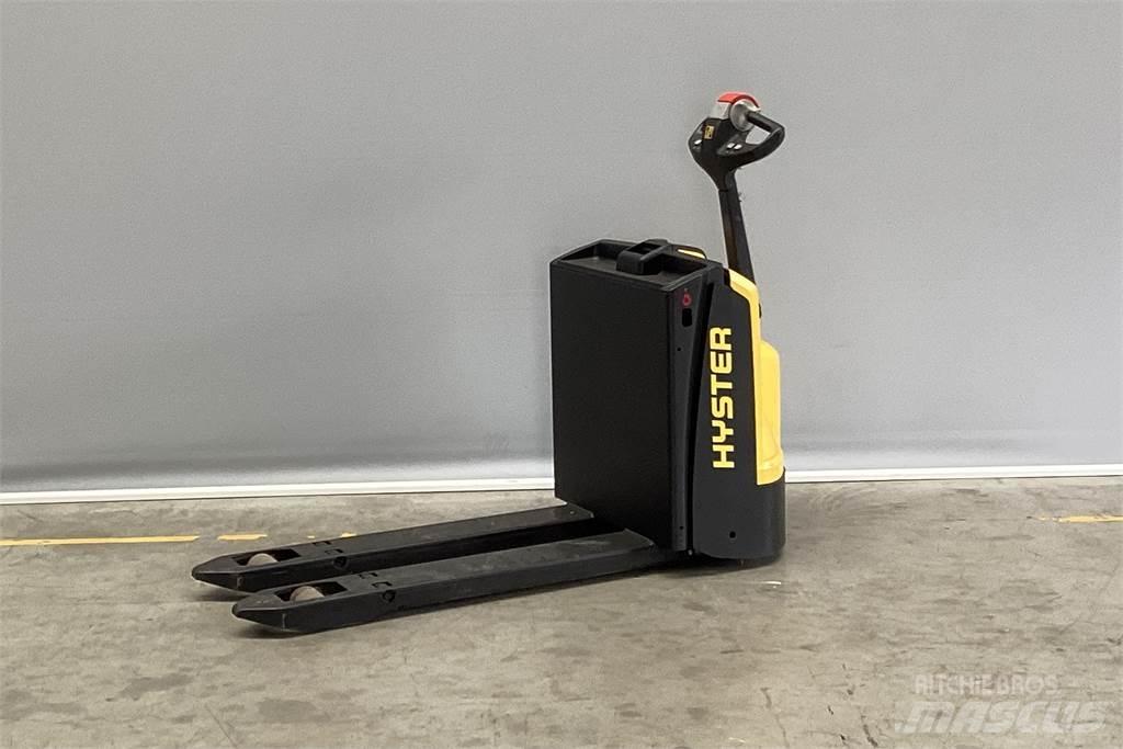 Hyster P1.6 Ručně vedené vysokozdvižné vozíky