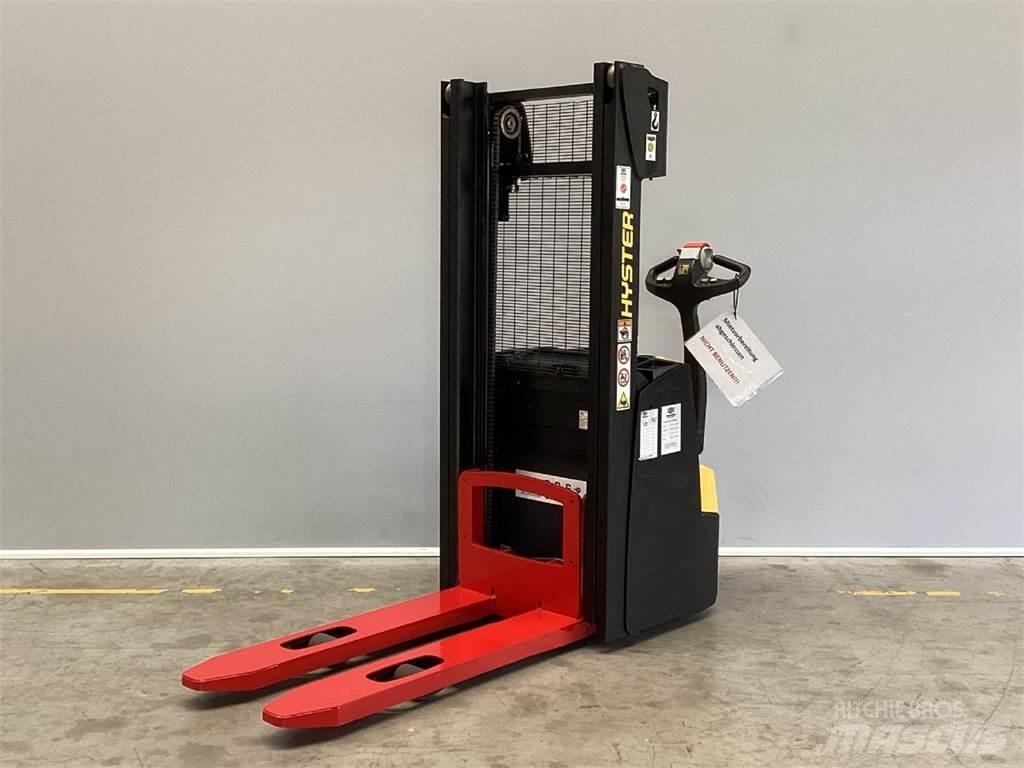 Hyster S1.0 Ručně vedené vysokozdvižné vozíky