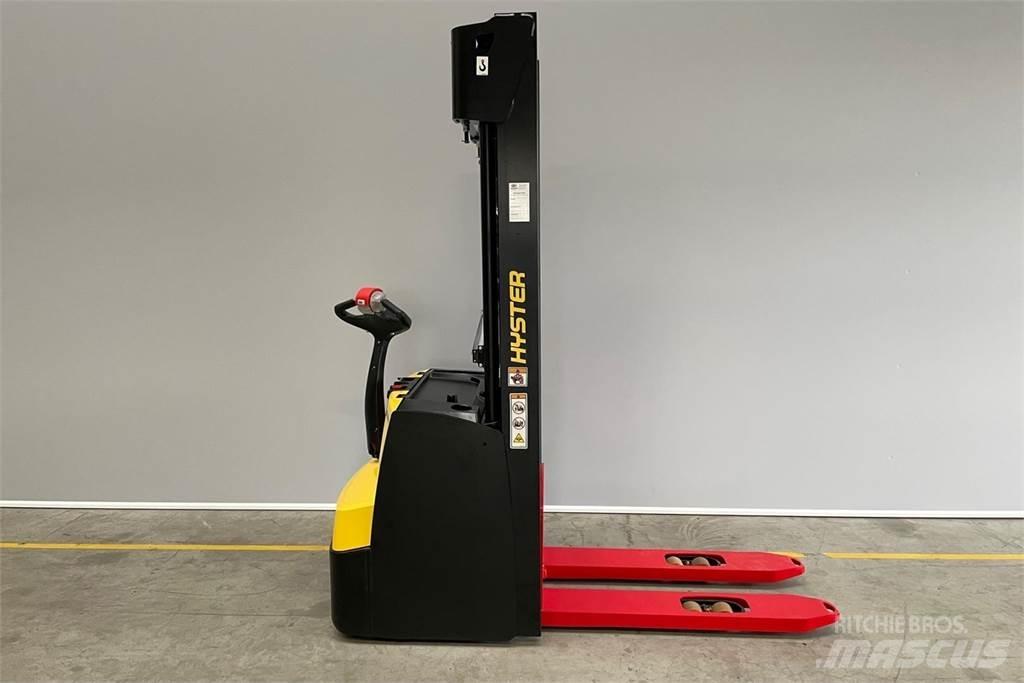 Hyster S1.6 Ručně vedené vysokozdvižné vozíky