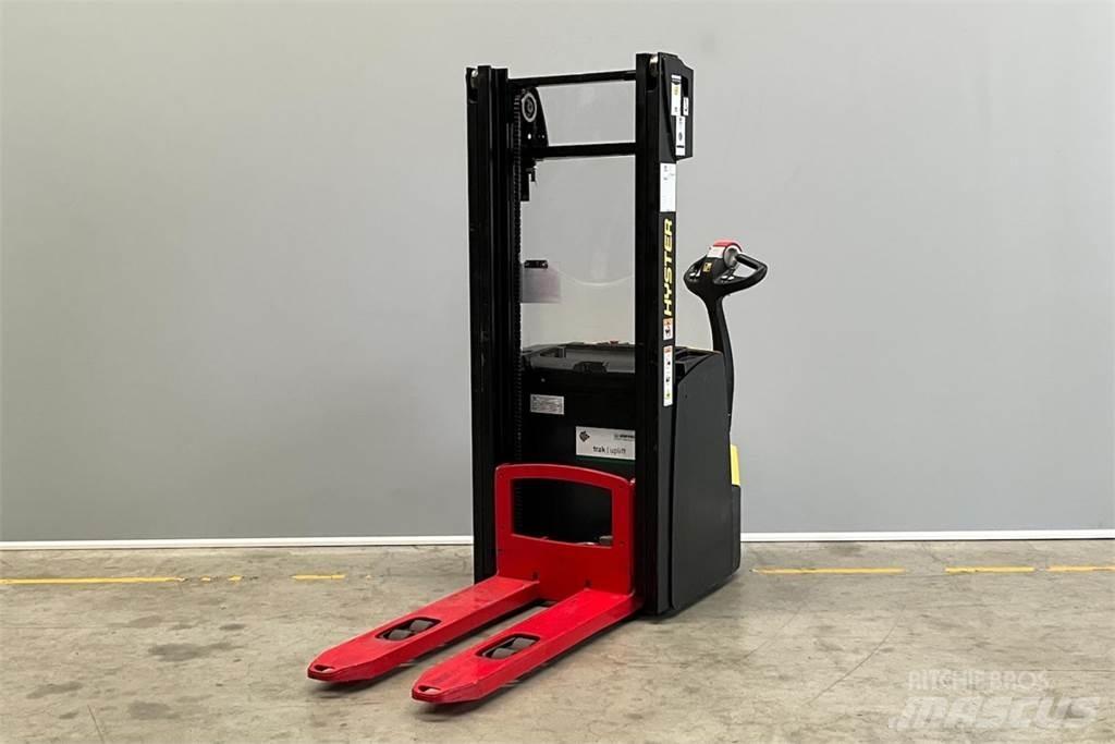 Hyster S1.6 Ručně vedené vysokozdvižné vozíky