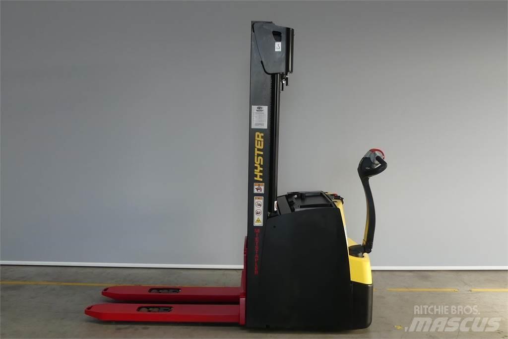 Hyster S1.6il Ručně vedené vysokozdvižné vozíky