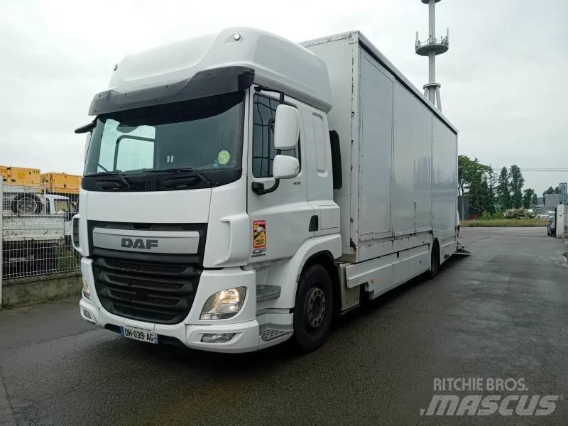 DAF CF Nákladní vozy na přepravu automobilů