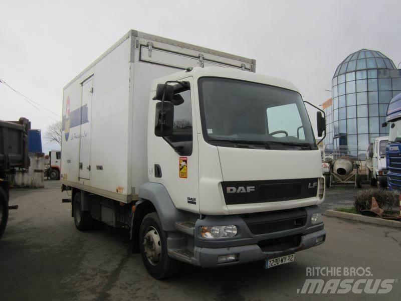 DAF LF 220 Vozy na přepravu zvířat