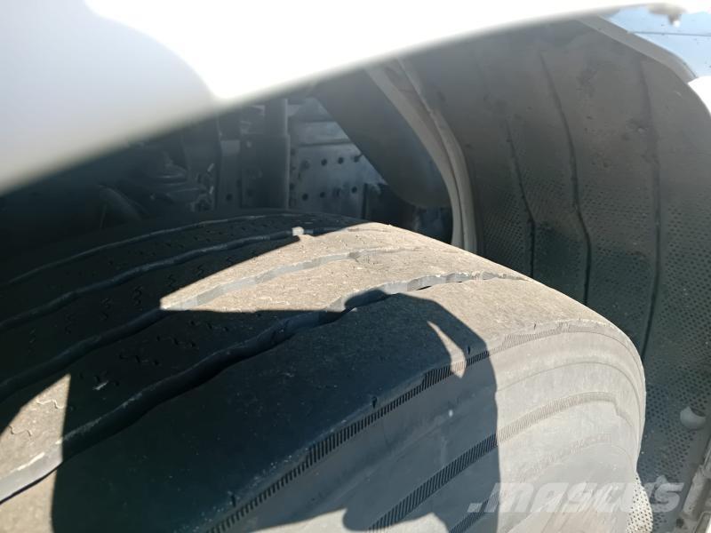 Iveco 330.36 Lanový nosič kontejnerů