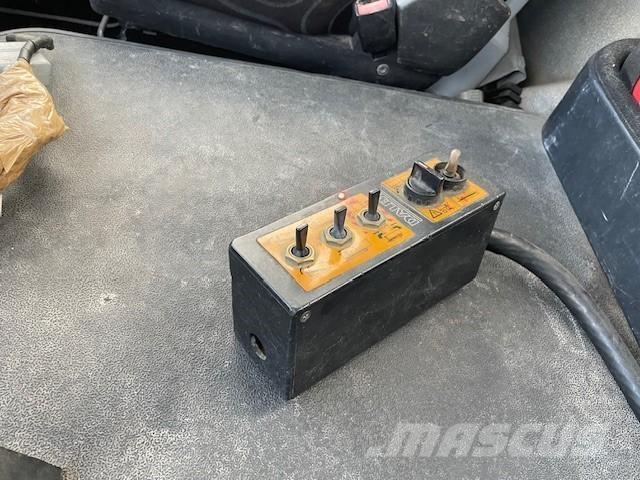 Iveco 330.36 Lanový nosič kontejnerů