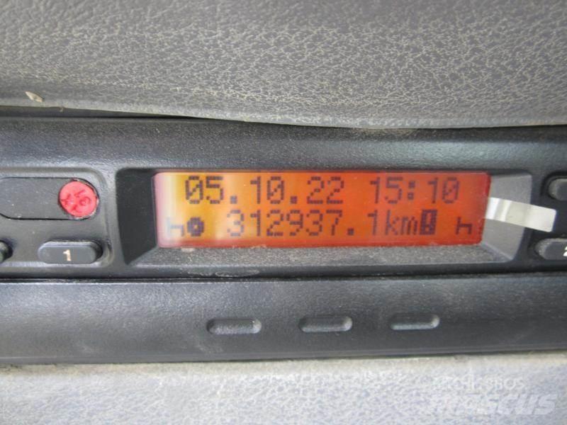 Renault Kerax Sklápěče