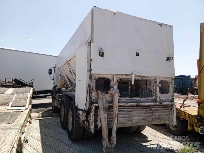 Renault Kerax Další