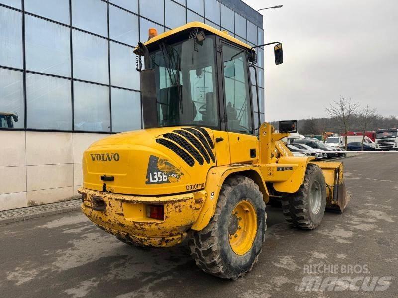 Volvo L 35 BZ Kolové nakladače