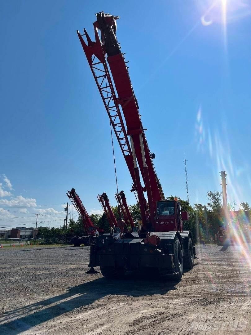 Grove RT740 Jeřáby pro těžký terén