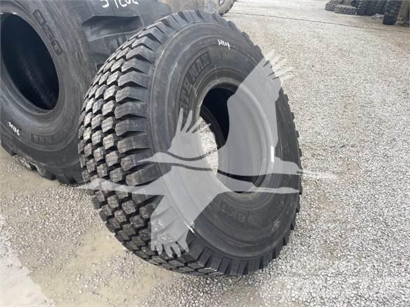 BKT 20.5R25 Pneumatiky, kola a ráfky