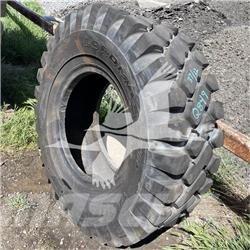  CAMSO 17.5X25 Pneumatiky, kola a ráfky