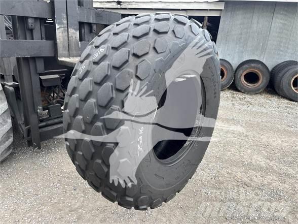 Hamm 23.1X26 Pneumatiky, kola a ráfky