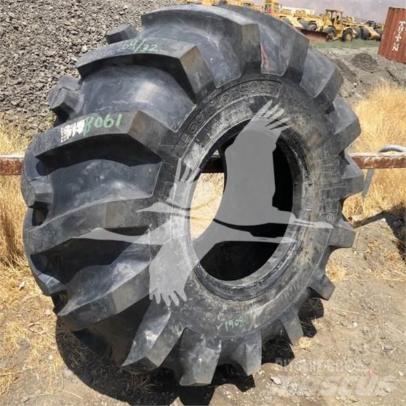 Primex 28LX26 Pneumatiky, kola a ráfky