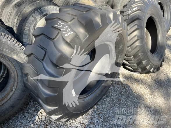 Titan 17.5x25 Pneumatiky, kola a ráfky