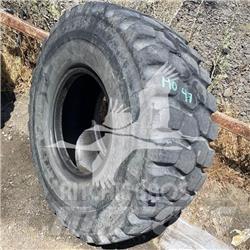 Titan 20.5R25 Pneumatiky, kola a ráfky