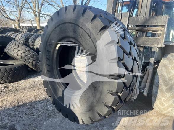 Titan 20.5R25 Pneumatiky, kola a ráfky
