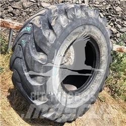 Titan 20.5x25 Pneumatiky, kola a ráfky