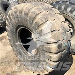 Toyo 23.5R25 Pneumatiky, kola a ráfky