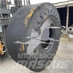 Toyo 26.5X25 Pneumatiky, kola a ráfky