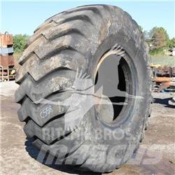 Toyo 33.25x35 Pneumatiky, kola a ráfky
