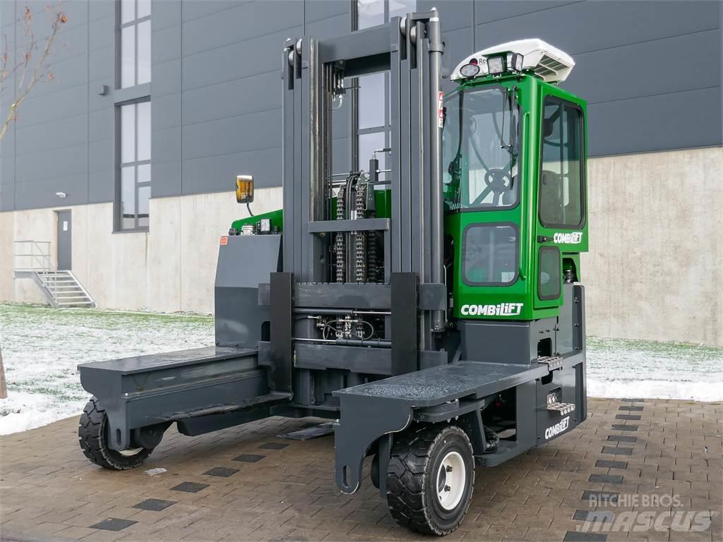 Combilift C 6000 4 cestní vysokozdvižné vozíky