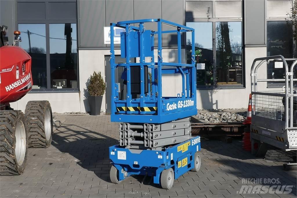 Genie GS 1330 Nůžková zvedací plošina