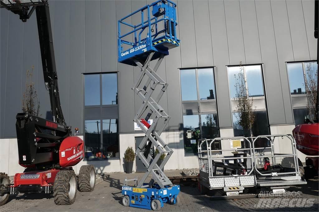 Genie GS 1330 Nůžková zvedací plošina