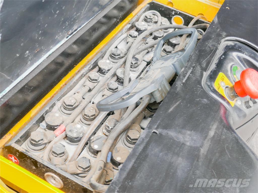 Hyster S 1.4-40 Ručně vedené vysokozdvižné vozíky